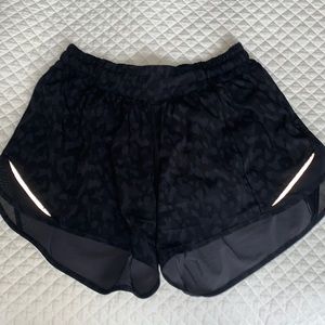 Lululemon tall hotty hot shorts